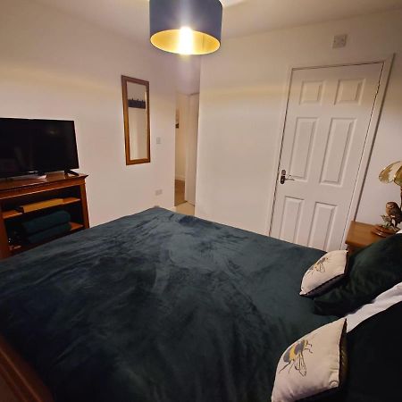 Lovely Rooms In A Quiet Place Of ウォーキング エクステリア 写真